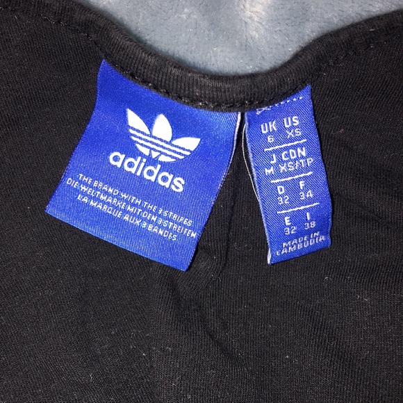 Adidas bra! - Picture 3 of 3